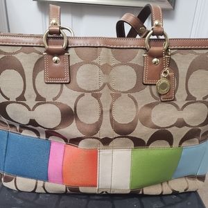 Coach Signature Tote - Multi-color